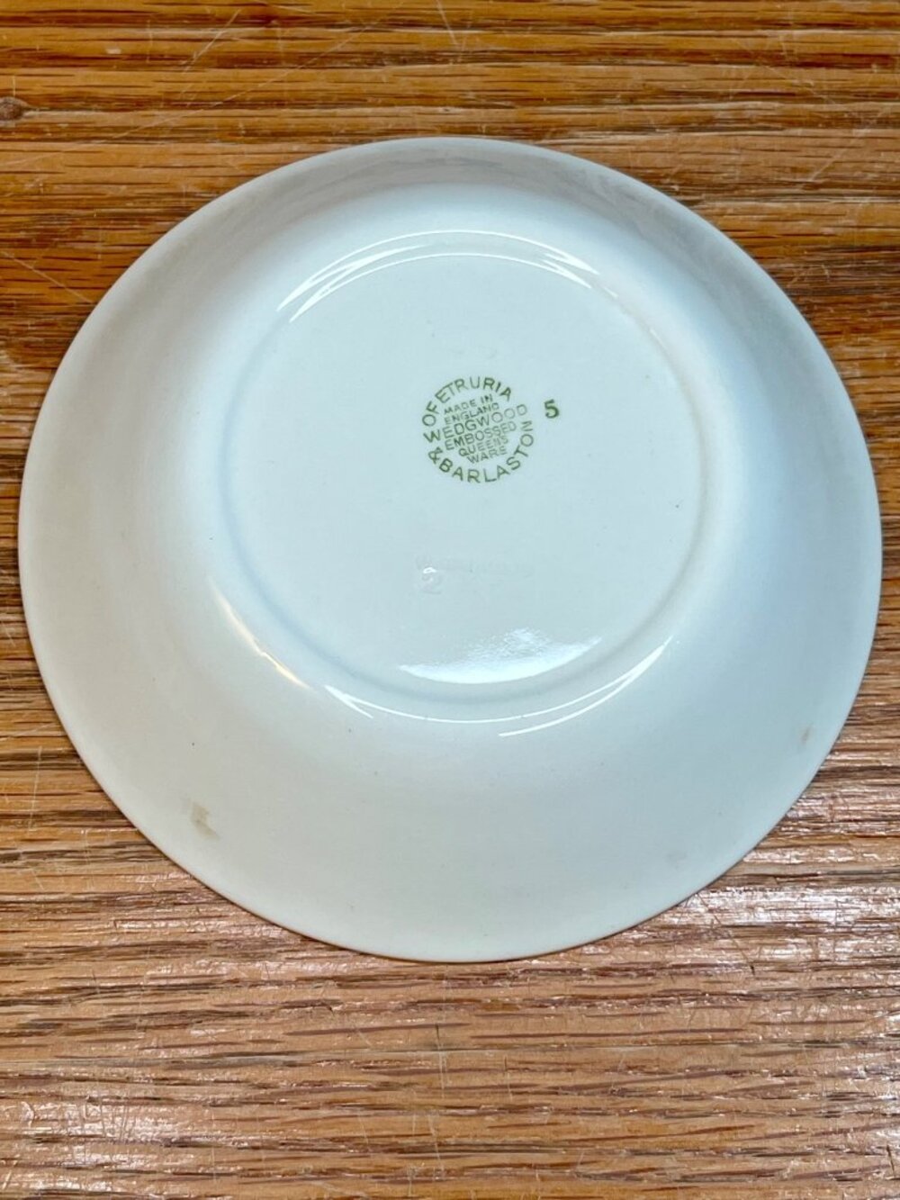 Set of 4 Wedgwood  Fruit Dessert Bowls 5" Lavender On Cream Plain Edge Embossed - Picture 9 of 16